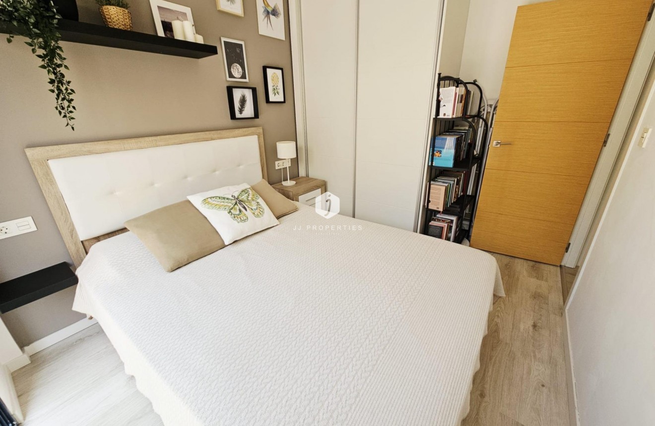 D'occasion - Villa -
Orihuela Costa - La Regia