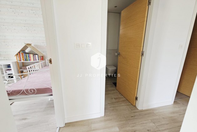 D'occasion - Villa -
Orihuela Costa - La Regia