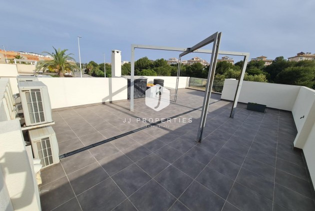 D'occasion - Villa -
Orihuela Costa - La Regia