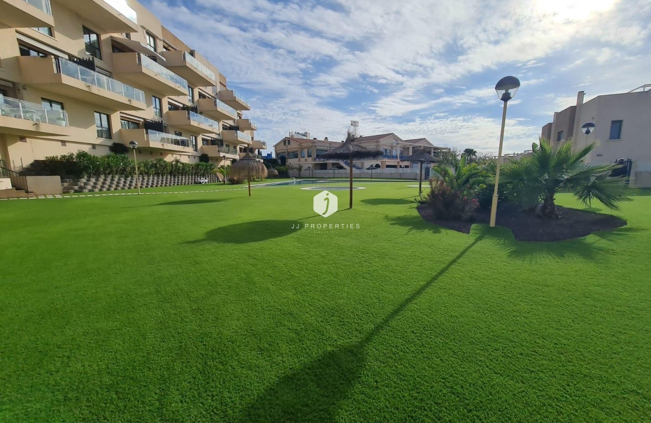 D'occasion - Villa -
Orihuela Costa - La Regia