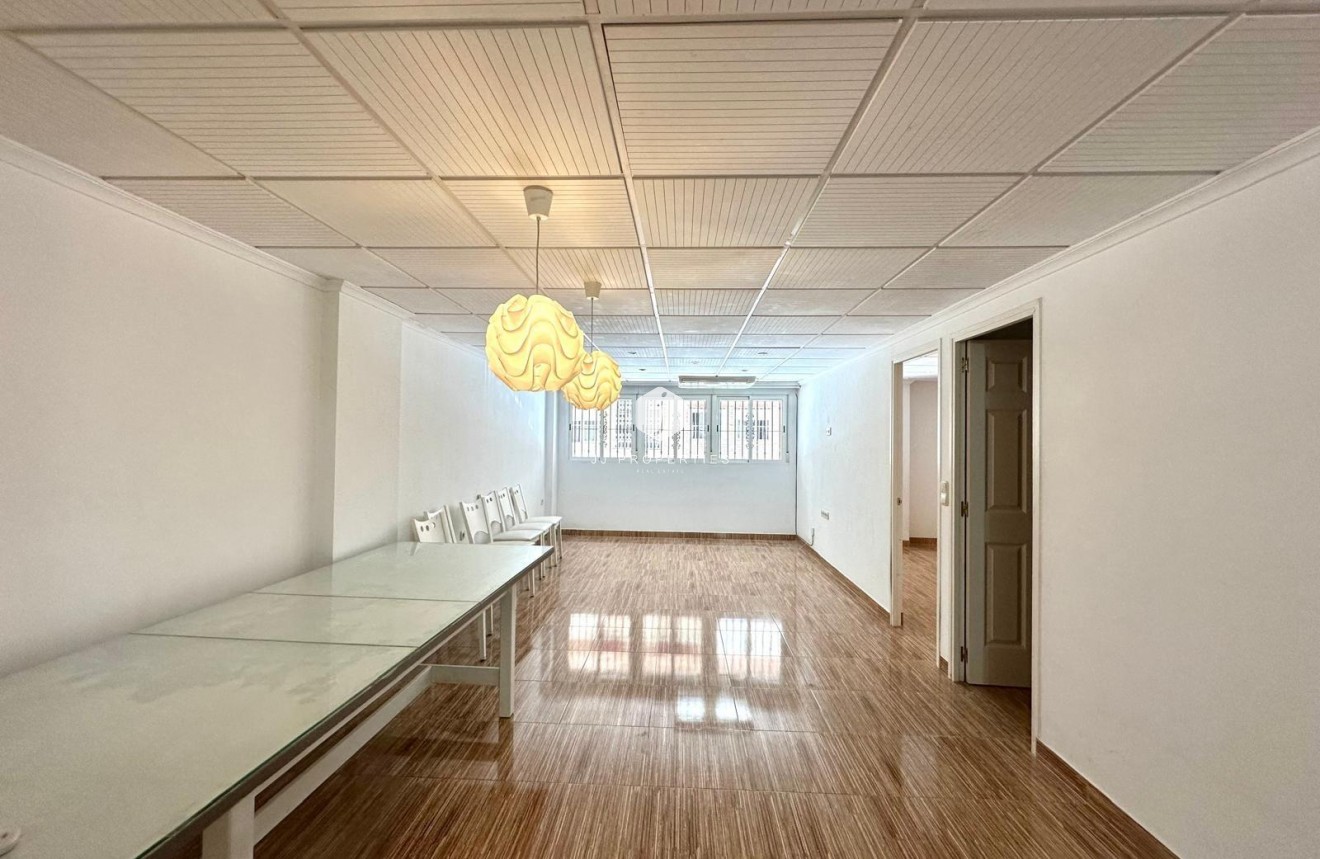 Segunda mano - Apartamento / piso -
Torrevieja - Playa del Cura