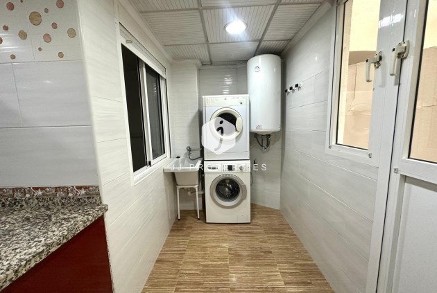 Segunda mano - Apartamento / piso -
Torrevieja - Playa del Cura