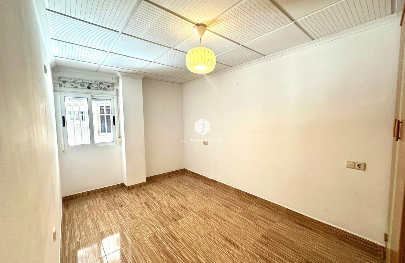 Segunda mano - Apartamento / piso -
Torrevieja - Playa del Cura