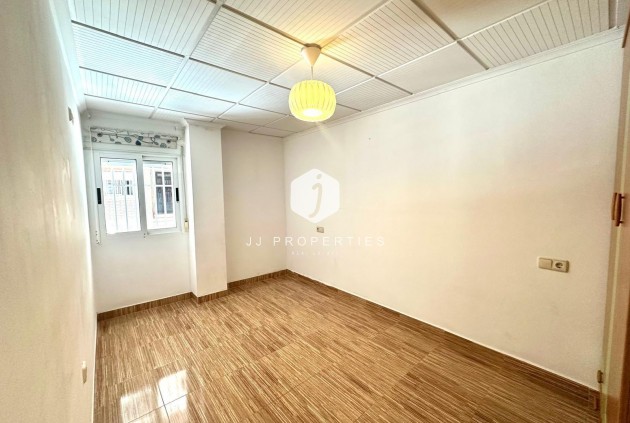 Segunda mano - Apartamento / piso -
Torrevieja - Playa del Cura