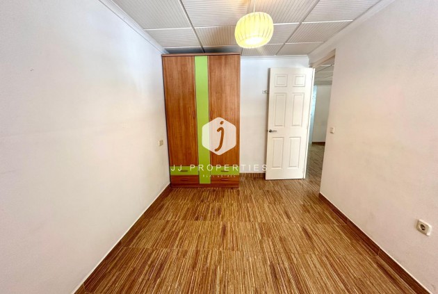 Segunda mano - Apartamento / piso -
Torrevieja - Playa del Cura