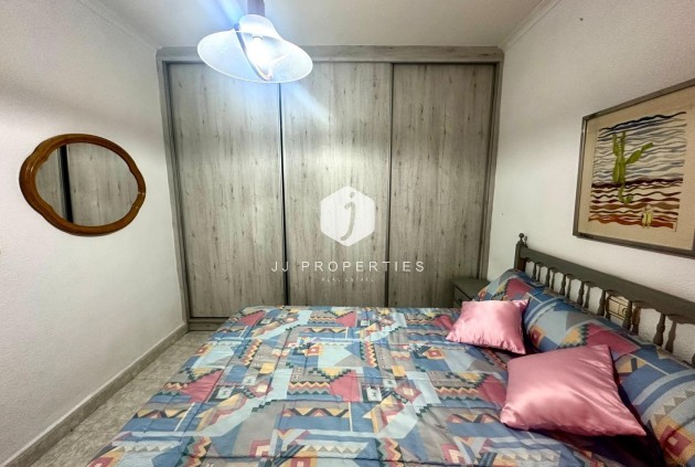 Aus zweiter Hand - Wohnung -
Torrevieja - Centro
