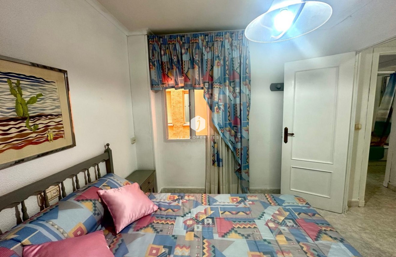 Aus zweiter Hand - Wohnung -
Torrevieja - Centro