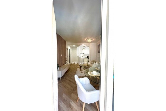 Segunda mano - Apartamento / piso -
Torrevieja - Centro