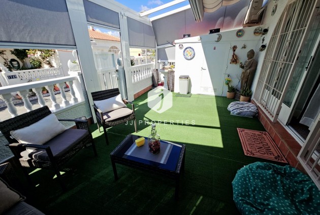 Segunda mano - Bungalow -
Torrevieja - La Siesta - El Salado - Torreta