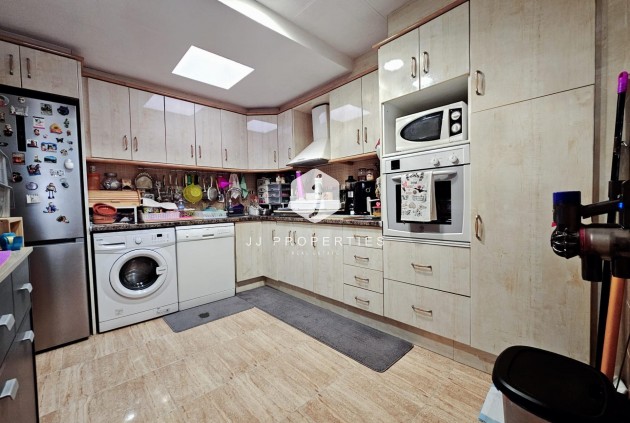 Segunda mano - Bungalow -
Torrevieja - La Siesta - El Salado - Torreta