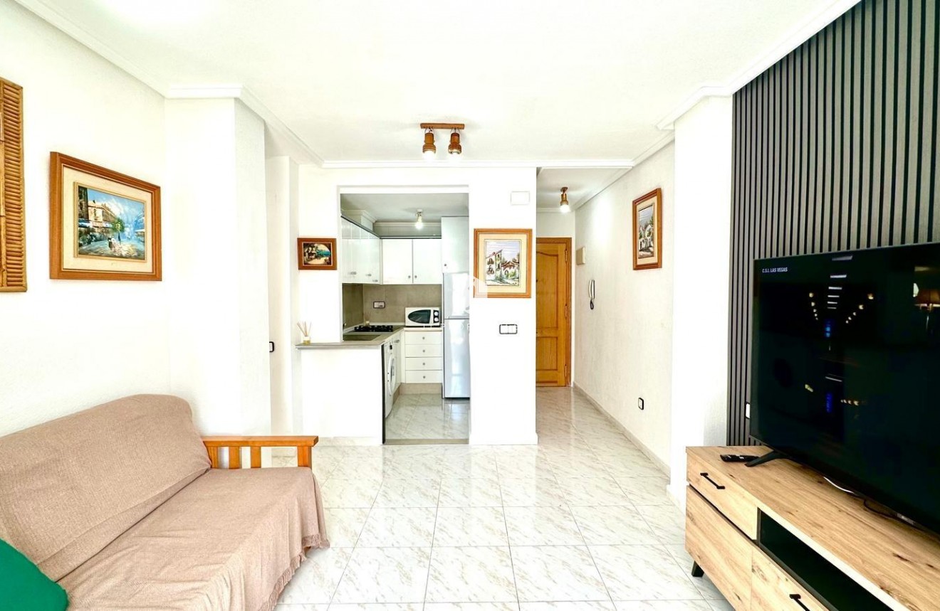 Segunda mano - Apartamento / piso -
Torrevieja - Playa del Cura