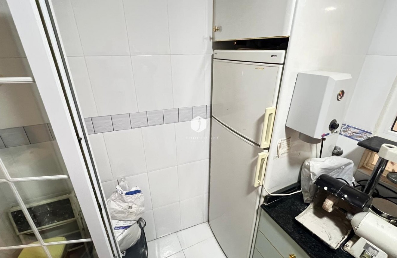 Segunda mano - Apartamento / piso -
Torrevieja