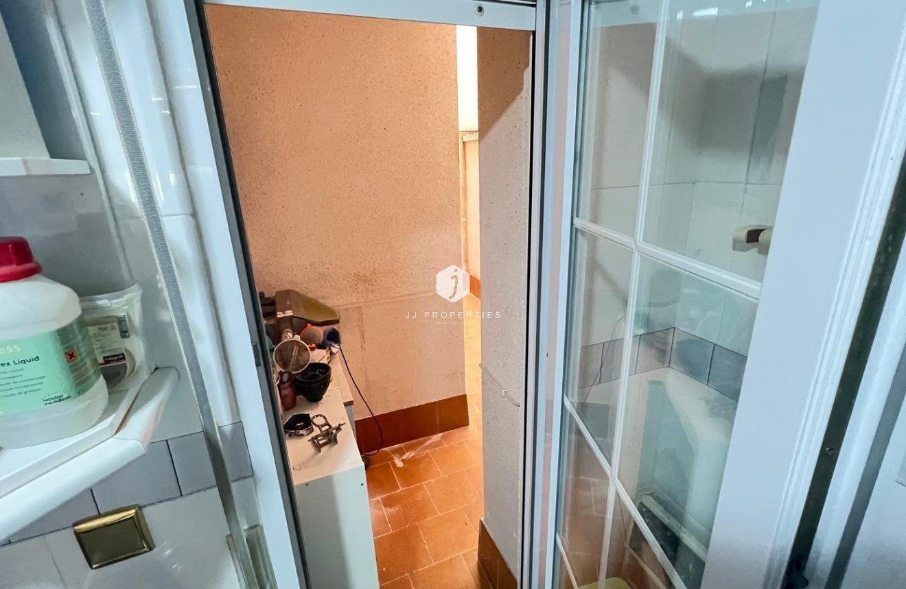 Segunda mano - Apartamento / piso -
Torrevieja