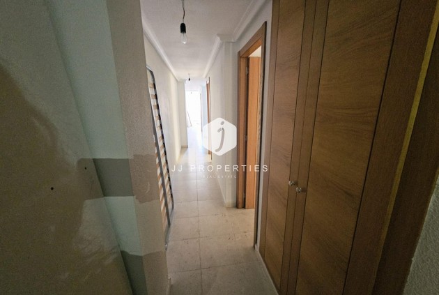 Tweedehands - Appartement / flat -
Torrevieja