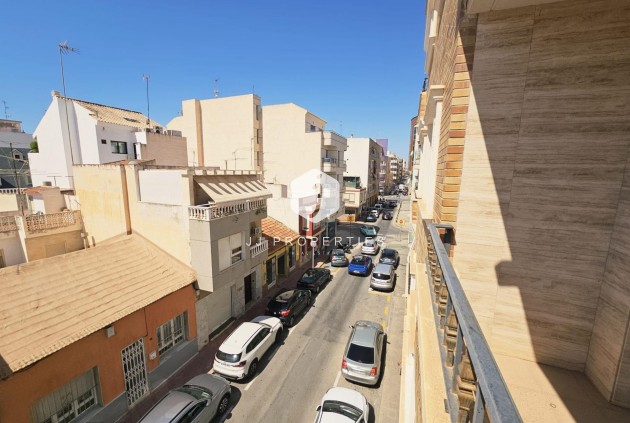 Tweedehands - Appartement / flat -
Torrevieja