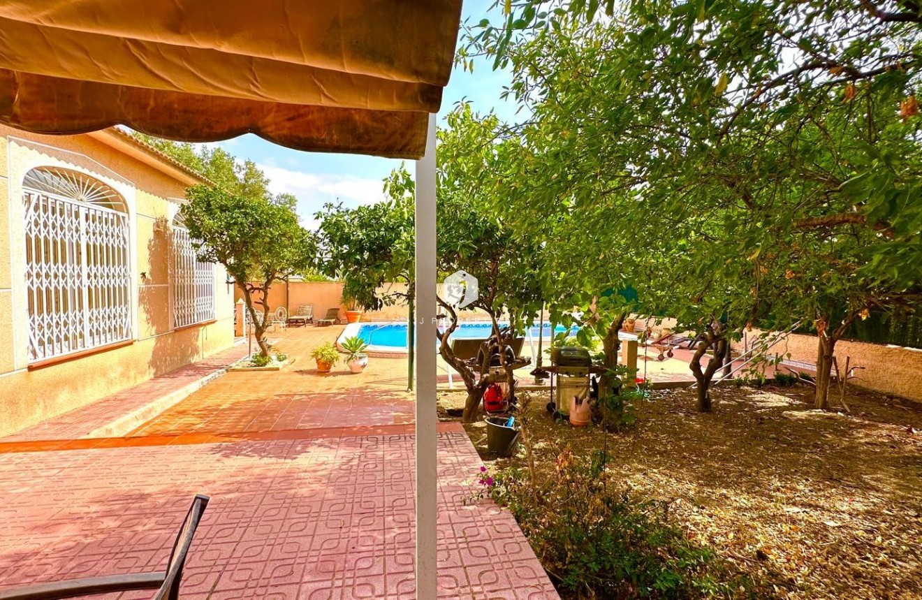 Segunda mano - Villa -
Torrevieja - Los Balcones - Los Altos del Edén