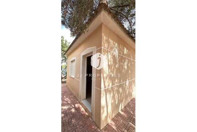 Segunda mano - Villa -
Torrevieja - Los Balcones - Los Altos del Edén