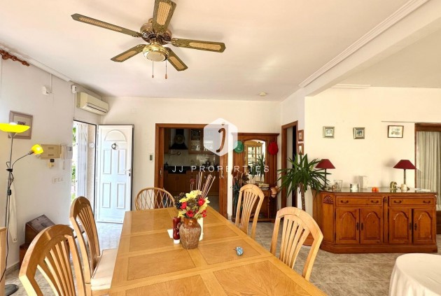 Segunda mano - Villa -
Torrevieja - Los Balcones - Los Altos del Edén