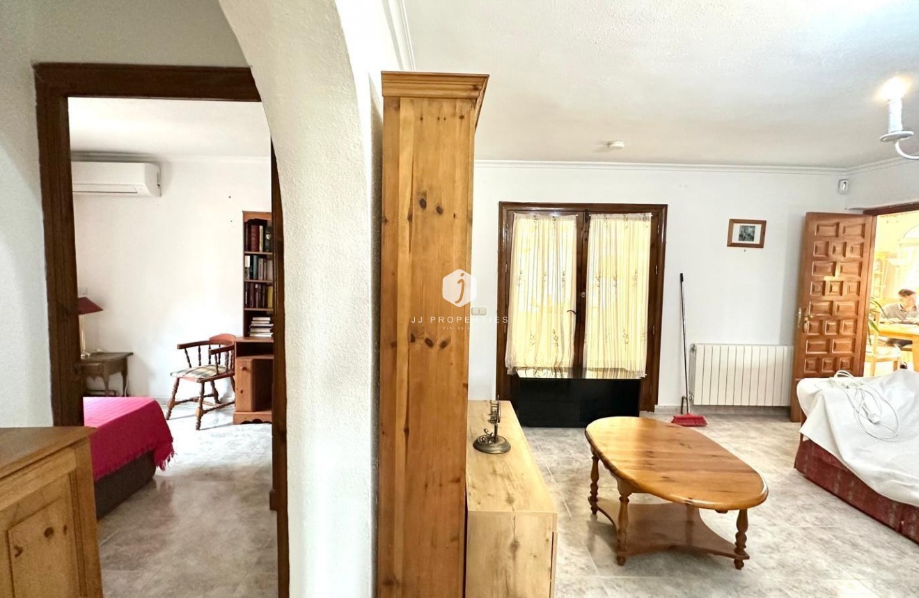 Segunda mano - Villa -
Torrevieja - Los Balcones - Los Altos del Edén