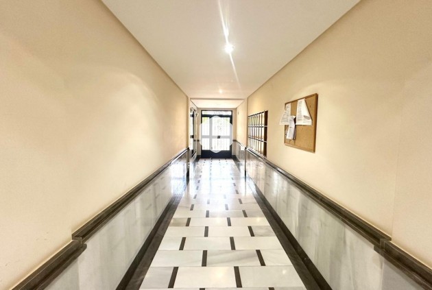 Segunda mano - Apartamento / piso -
Orihuela Costa - Altos De Campoamor