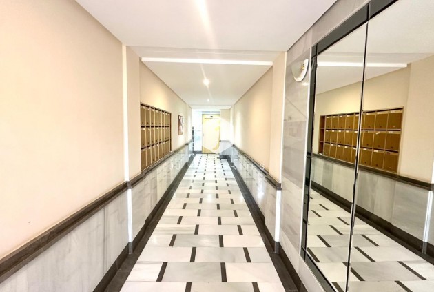 Segunda mano - Apartamento / piso -
Orihuela Costa - Altos De Campoamor