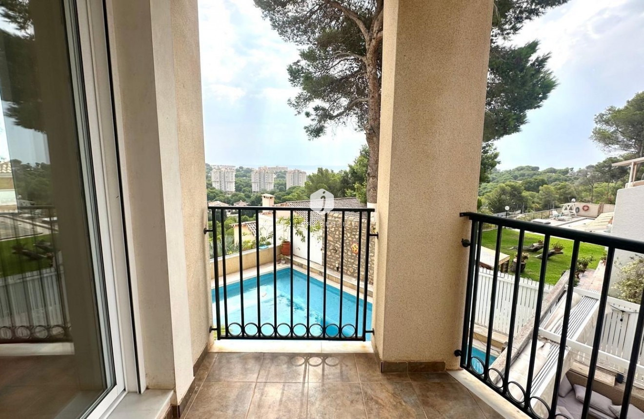 Segunda mano - Apartamento / piso -
Orihuela Costa - Altos De Campoamor