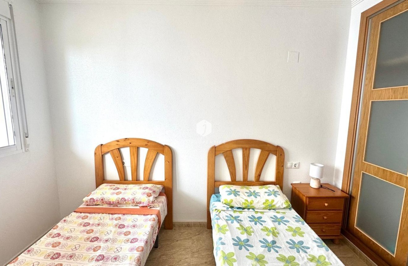 Segunda mano - Apartamento / piso -
Orihuela Costa - Altos De Campoamor