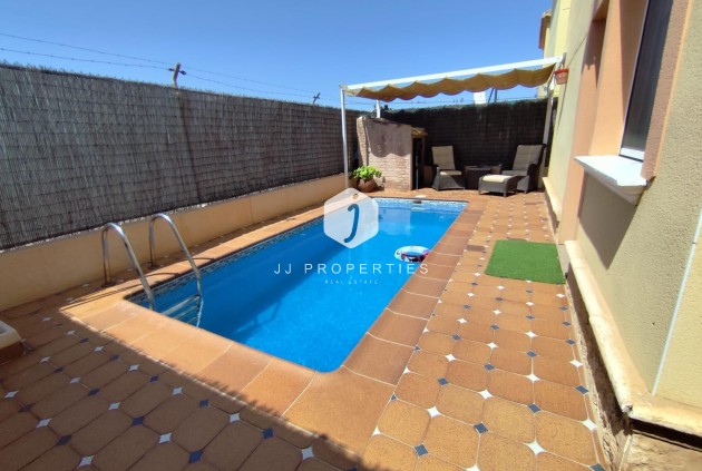 Aus zweiter Hand - Villa -
Torrevieja - Aguas Nuevas 2