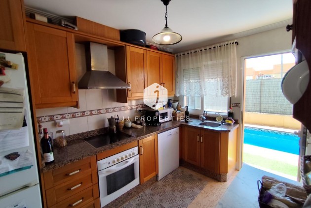 Aus zweiter Hand - Villa -
Torrevieja - Aguas Nuevas 2