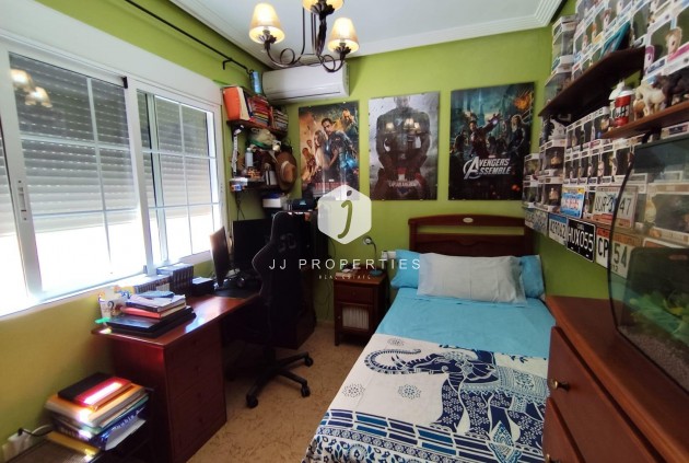 Aus zweiter Hand - Villa -
Torrevieja - Aguas Nuevas 2