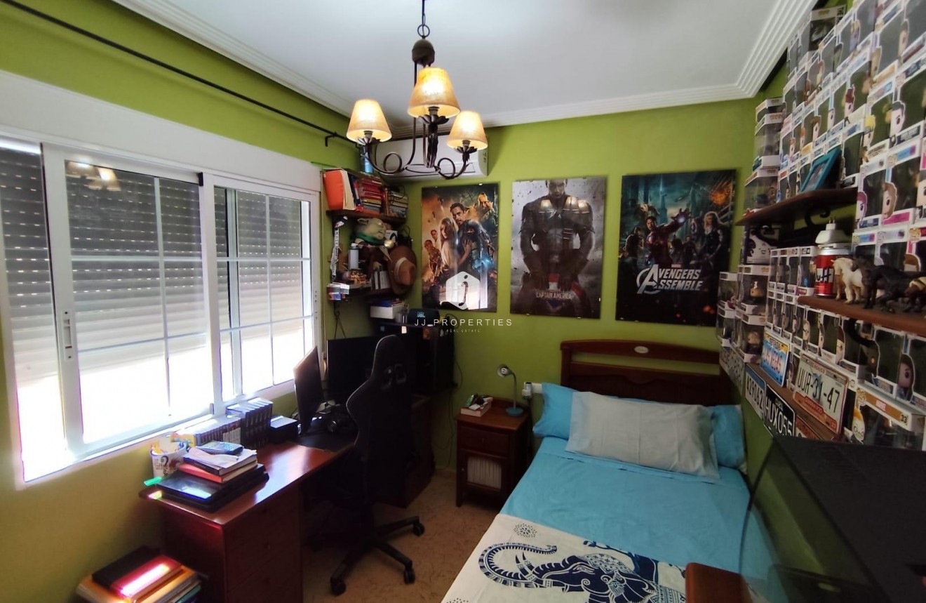 Aus zweiter Hand - Villa -
Torrevieja - Aguas Nuevas 2