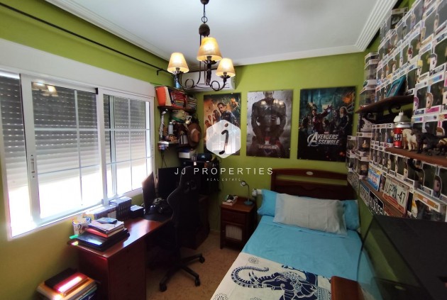 Aus zweiter Hand - Villa -
Torrevieja - Aguas Nuevas 2