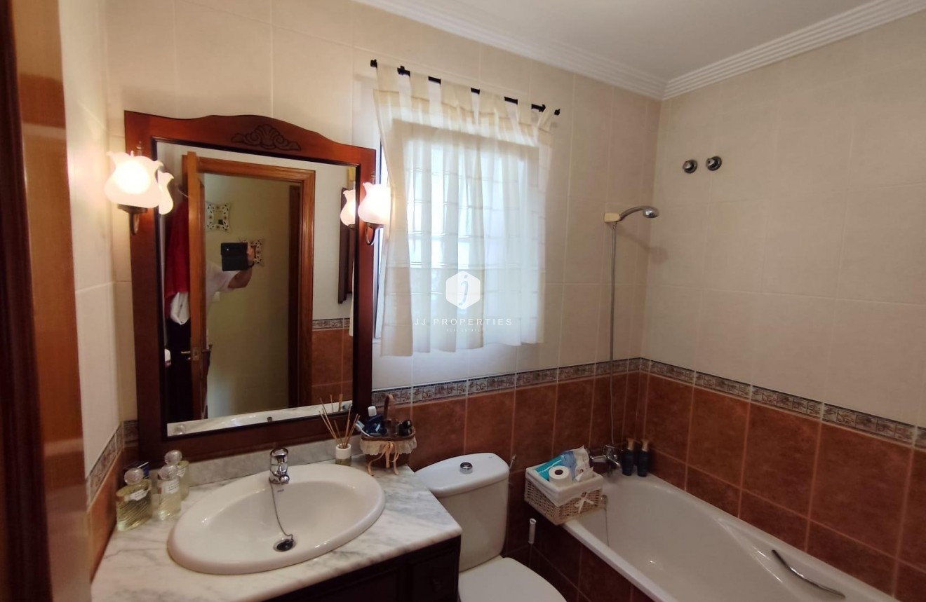 Aus zweiter Hand - Villa -
Torrevieja - Aguas Nuevas 2