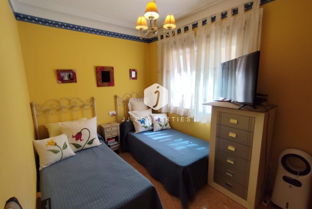 Aus zweiter Hand - Villa -
Torrevieja - Aguas Nuevas 2