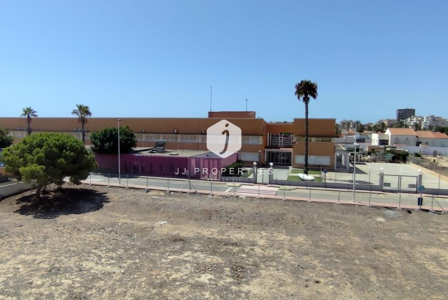 Aus zweiter Hand - Villa -
Torrevieja - Aguas Nuevas 2