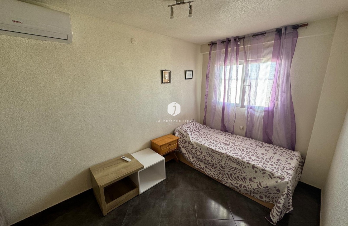 Segunda mano - Apartamento / piso -
Torrevieja - Playa del Cura