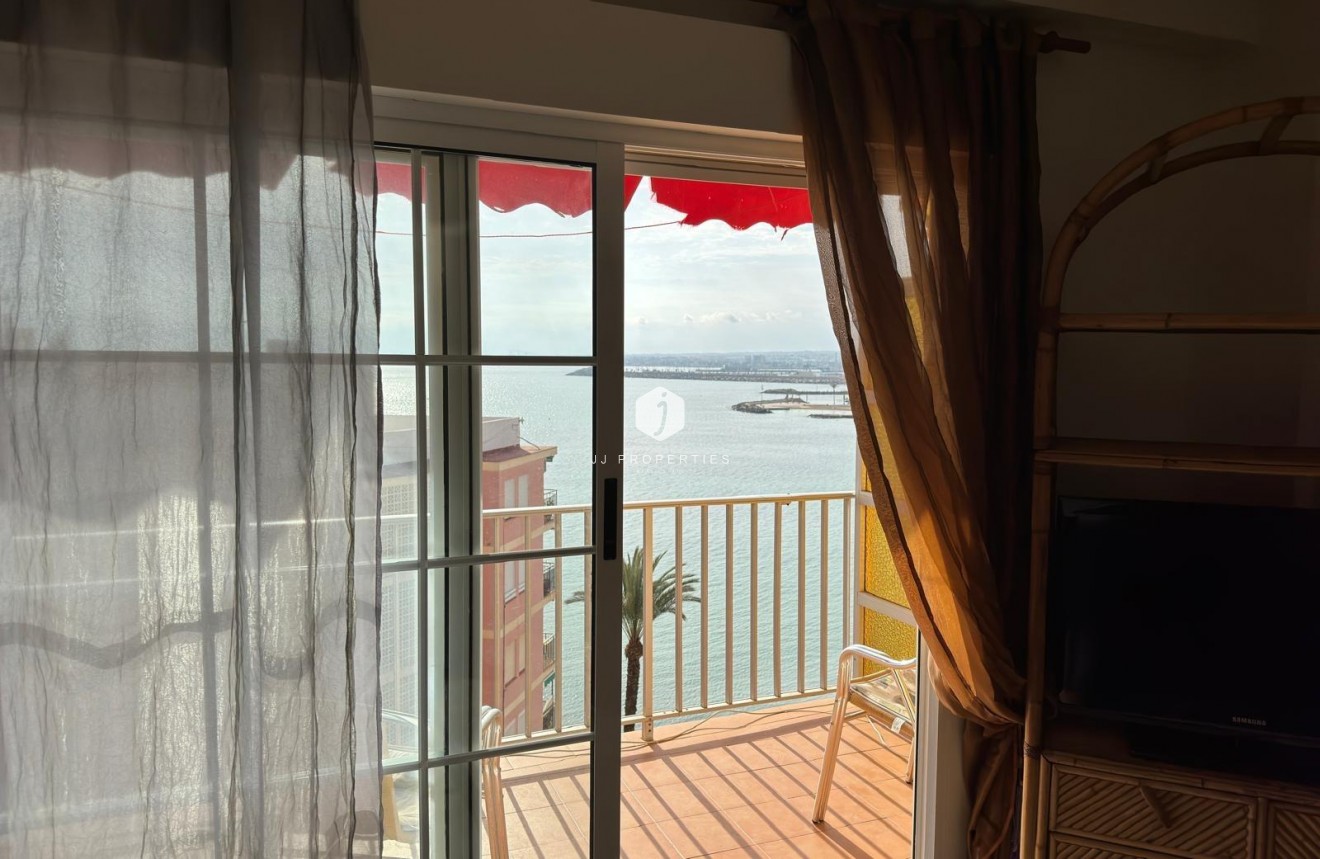 Segunda mano - Apartamento / piso -
Torrevieja - Playa del Cura