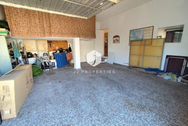 Segunda mano - Villa -
Torrevieja - Estacion de autobuses