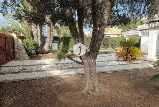 Segunda mano - Villa -
Orihuela Costa - Campoamor