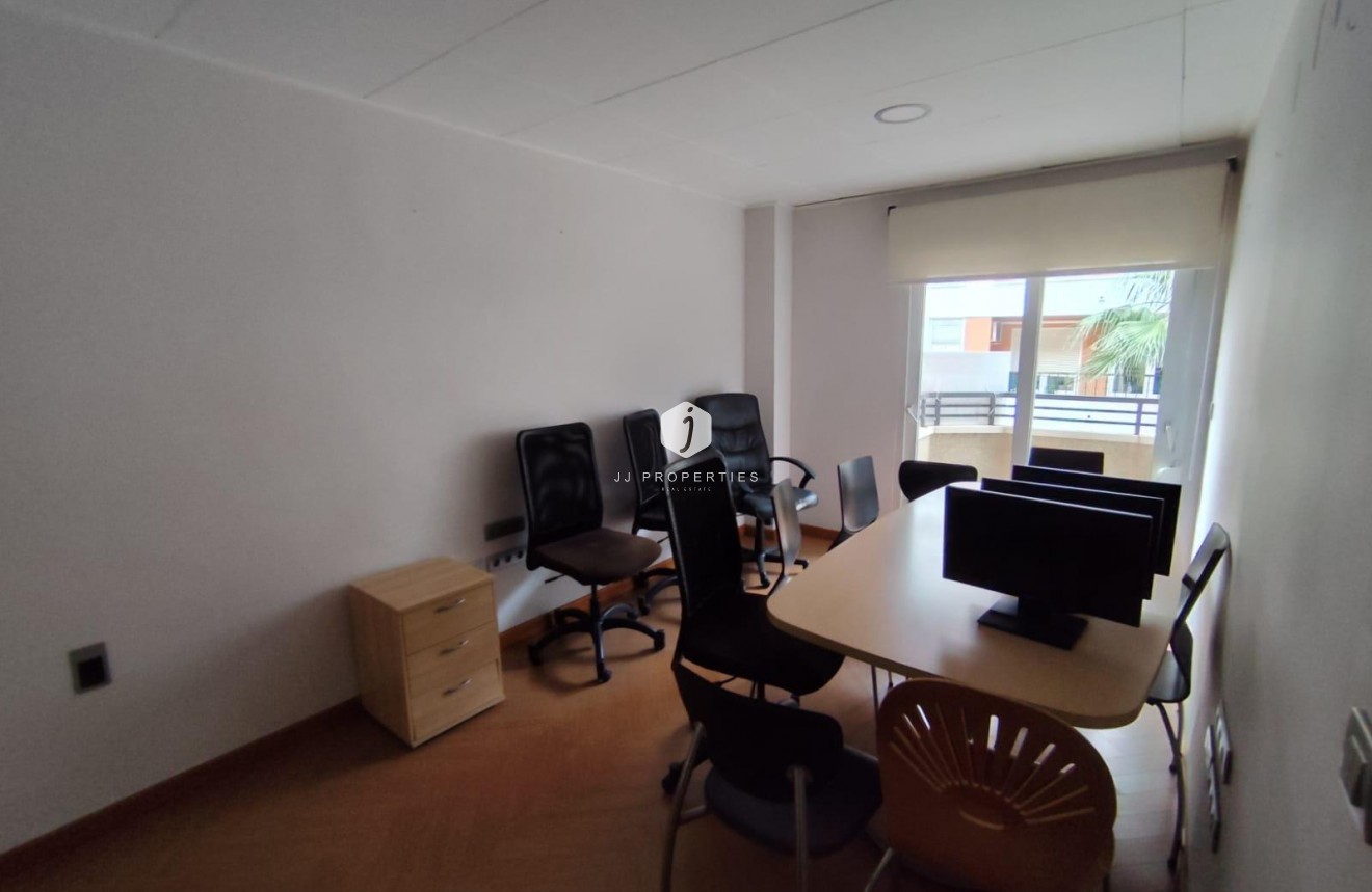 Segunda mano - Apartamento / piso -
Torrevieja - Puerto