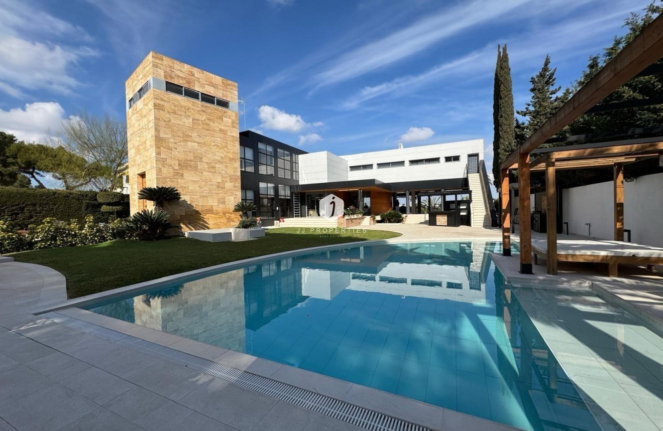 Segunda mano - Villa -
Orihuela Costa - Altos De Campoamor