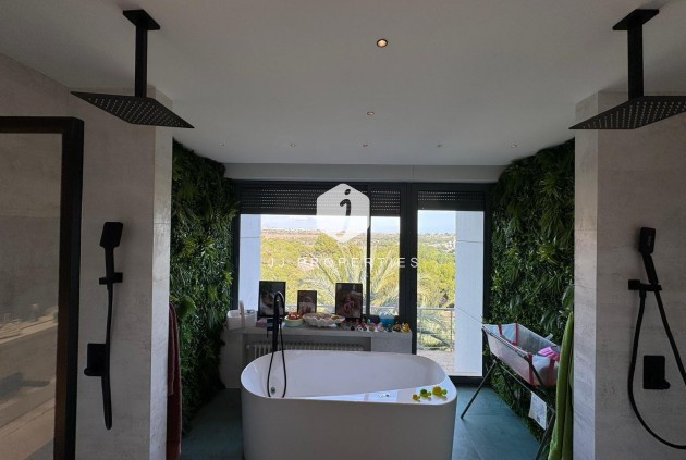 Segunda mano - Villa -
Orihuela Costa - Altos De Campoamor