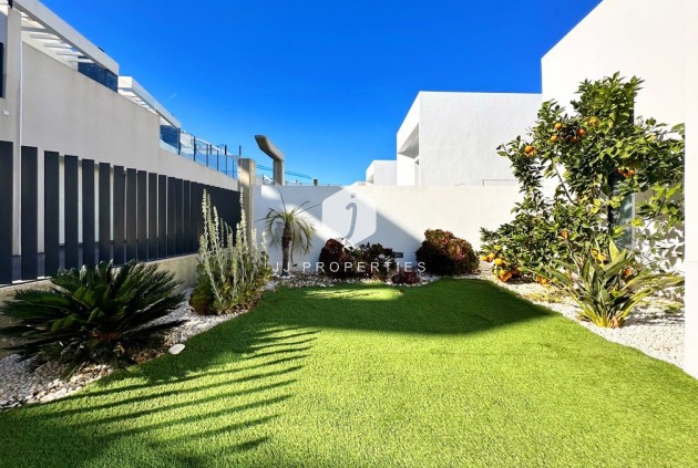 Segunda mano - Villa -
Rojales - Inland