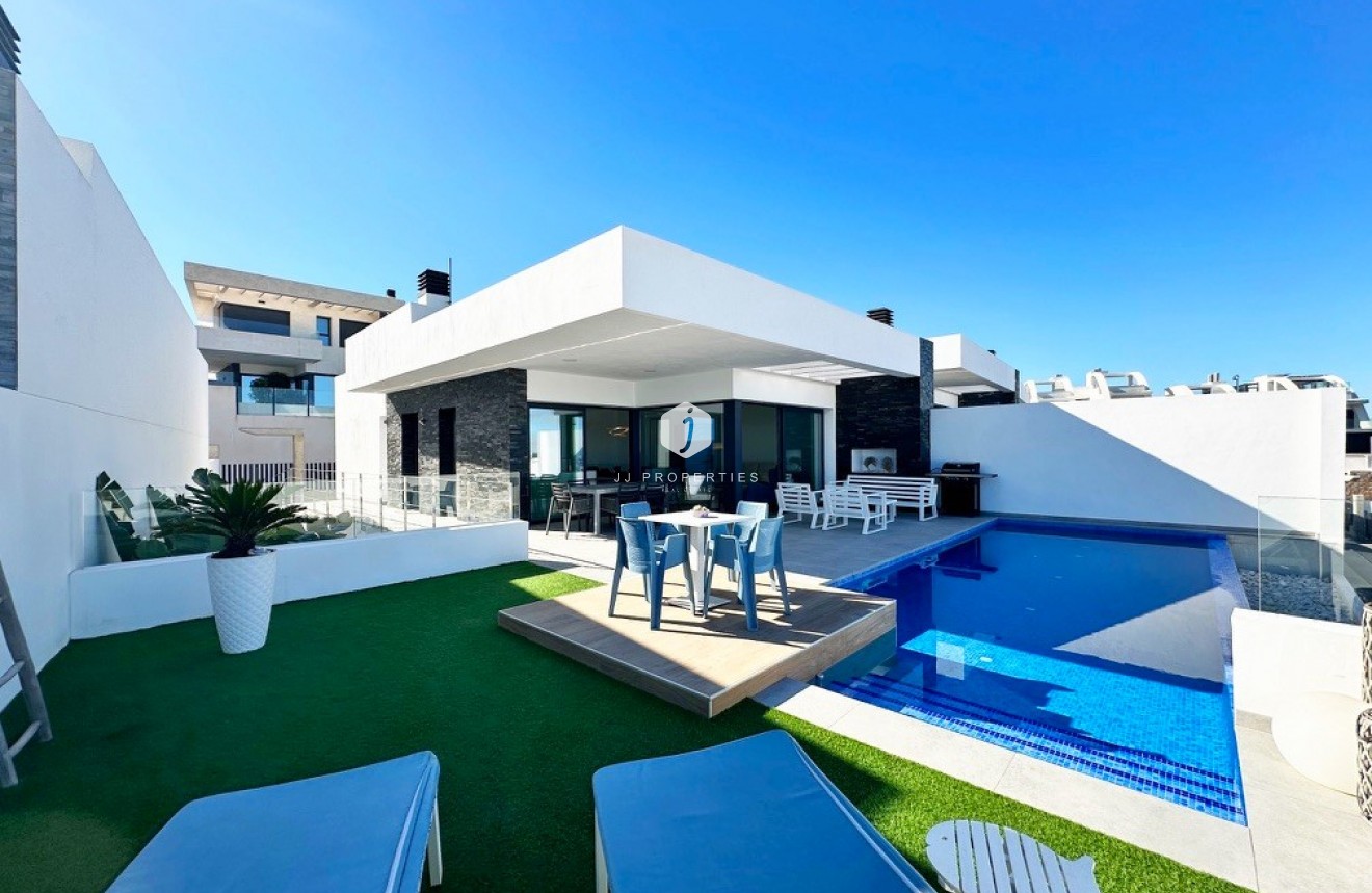 Segunda mano - Villa -
Rojales - Inland