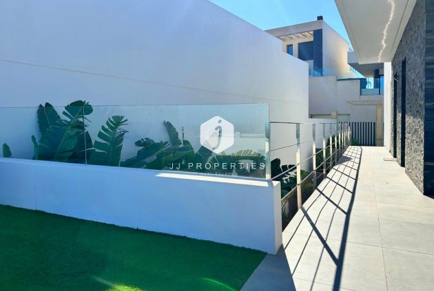 Segunda mano - Villa -
Rojales - Inland