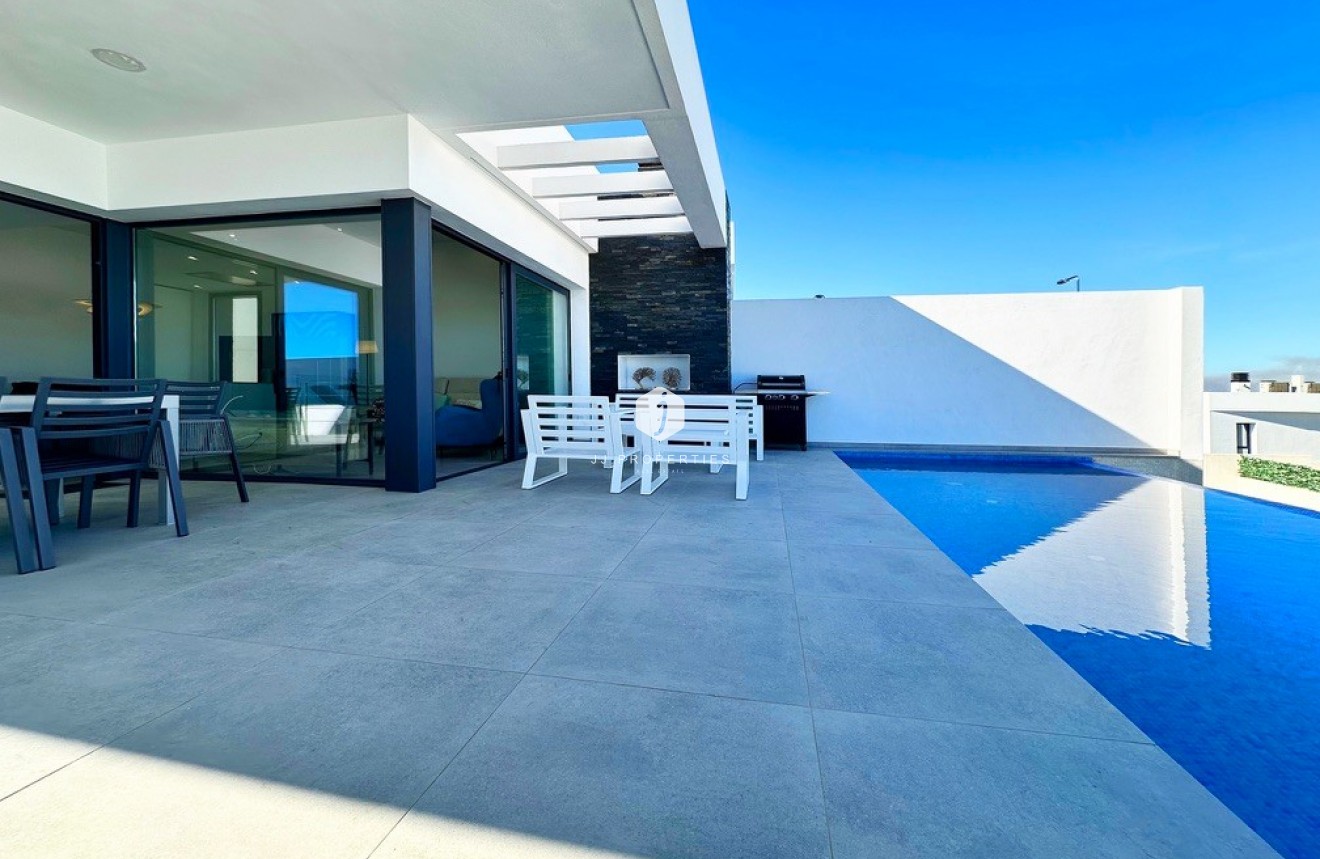 Segunda mano - Villa -
Rojales - Inland