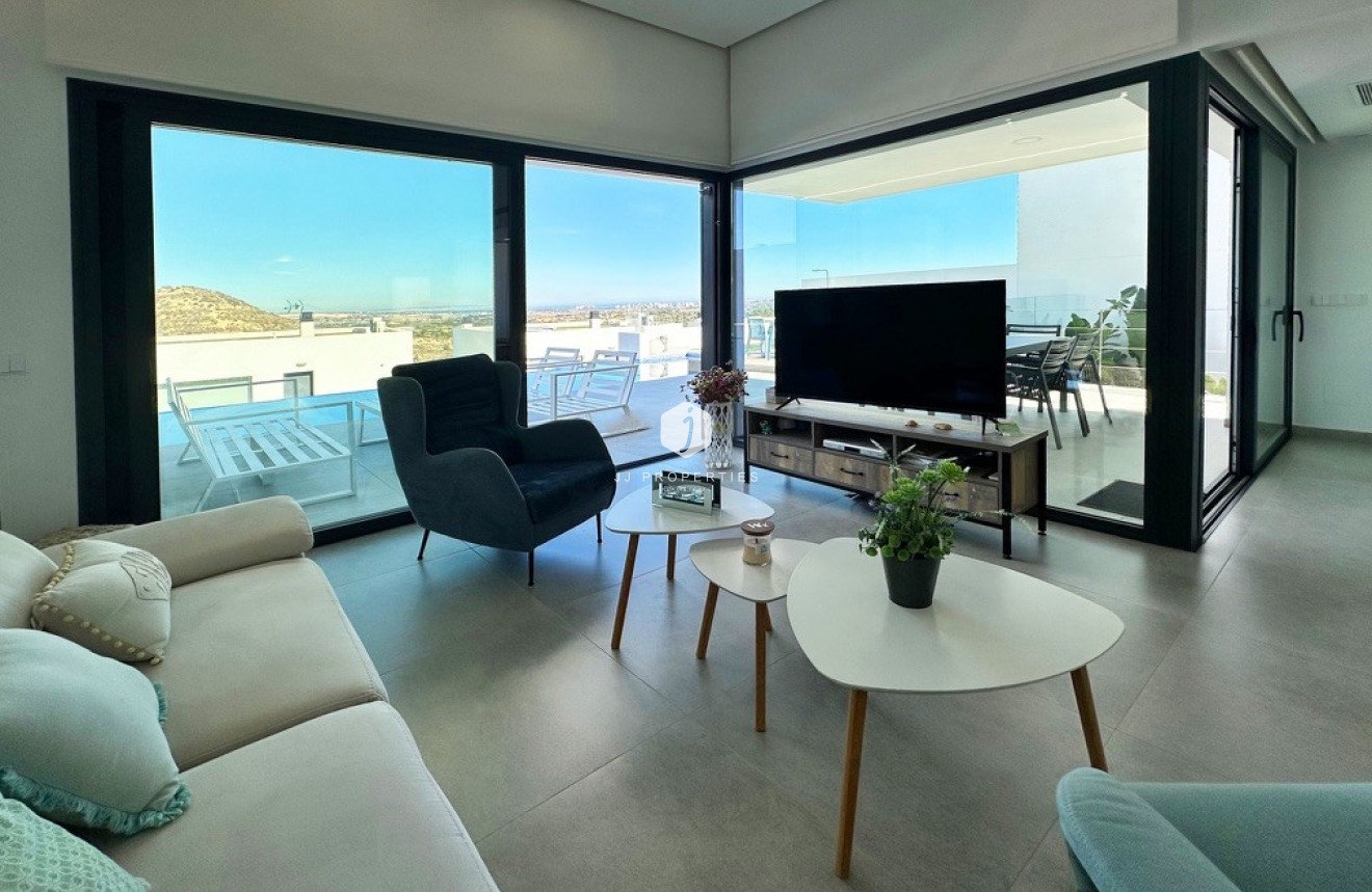 Segunda mano - Villa -
Rojales - Inland