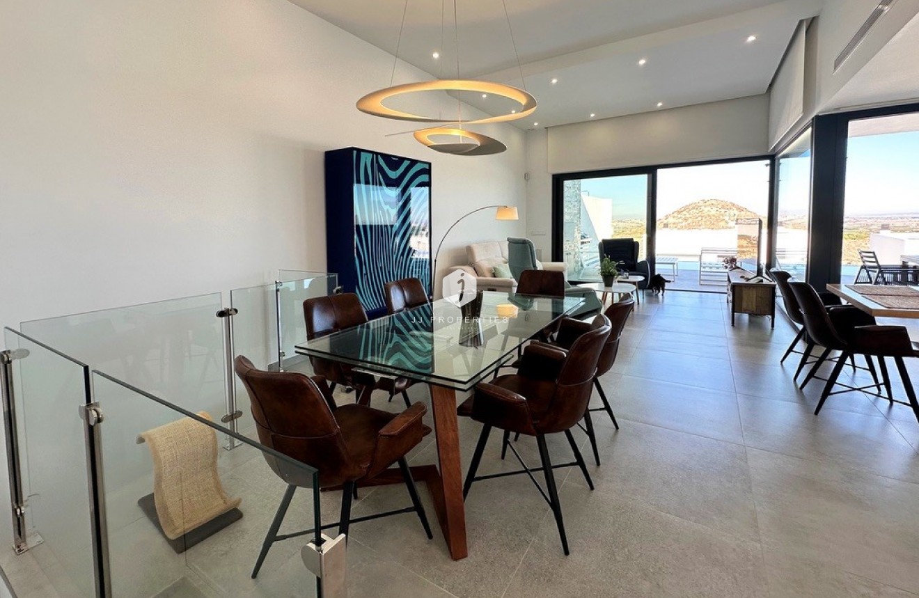 Segunda mano - Villa -
Rojales - Inland