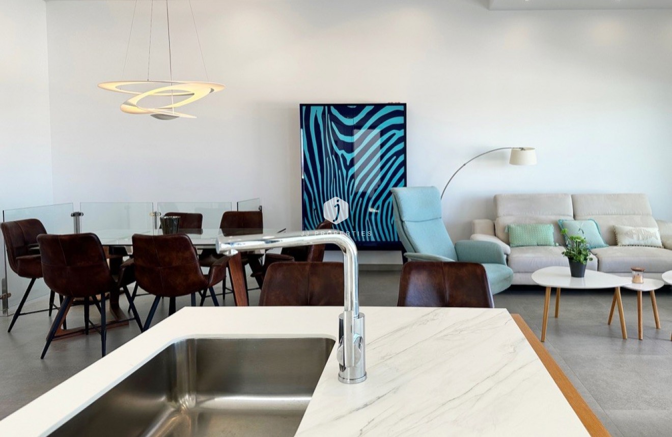 Segunda mano - Villa -
Rojales - Inland