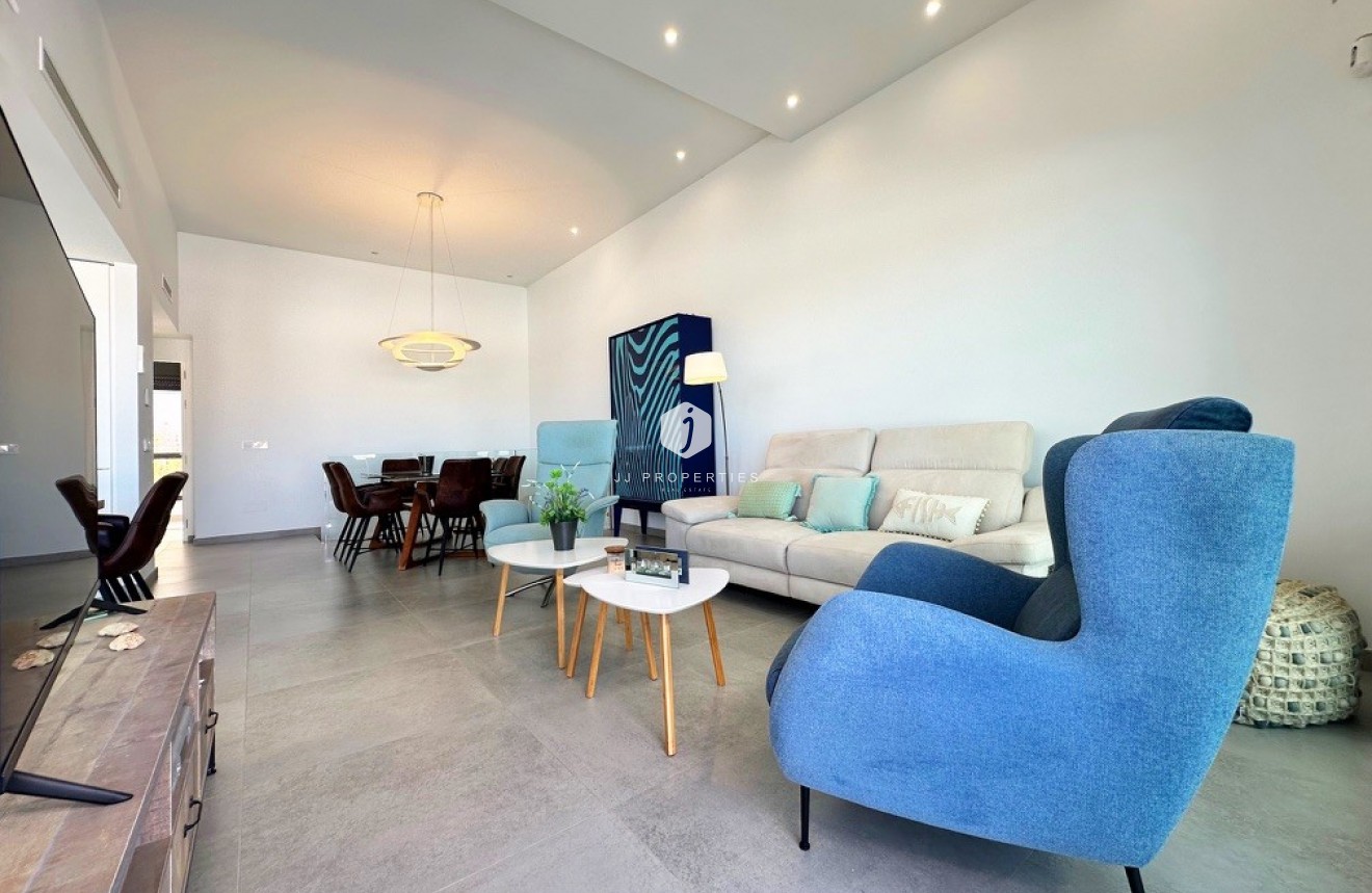 Segunda mano - Villa -
Rojales - Inland